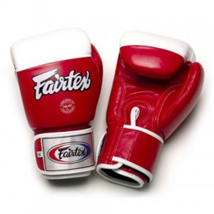 Фото: Боксерские перчатки для соревнований Fairtex на липучке BGV-2 для соревнований